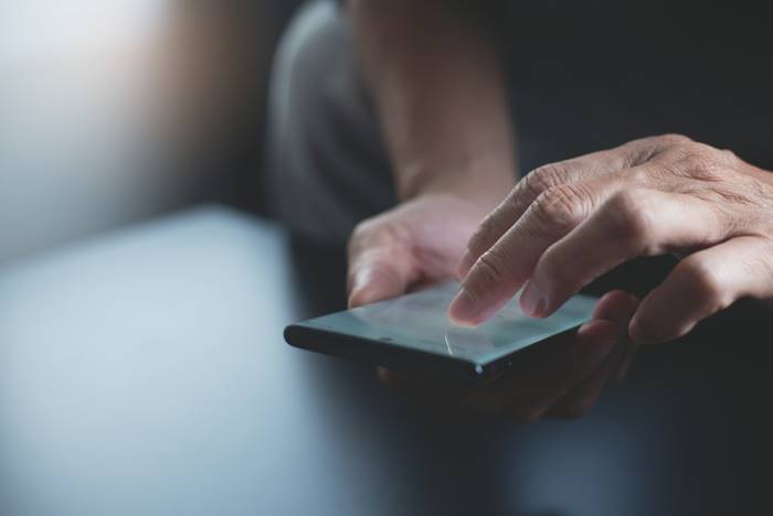 กสทช. ยกเลิก SMS