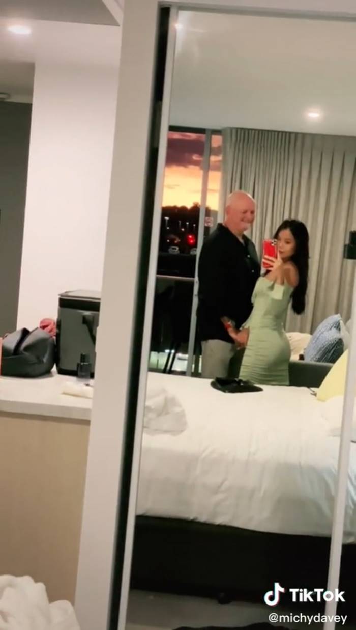 รักต่างวัย