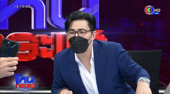 อัจฉริยะ เรืองรัตนพงศ์ , แตงโม นิดา