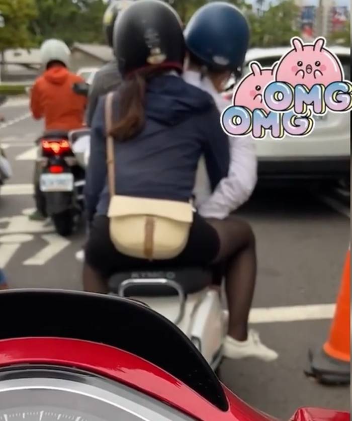 ขี่มอเตอร์ไซค์