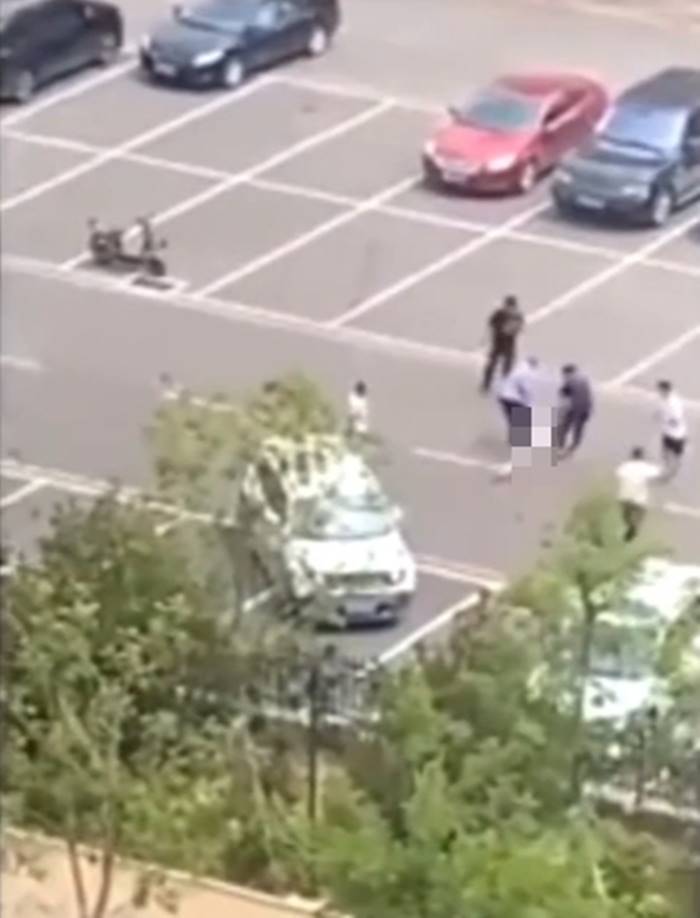 รถเหยียบคน