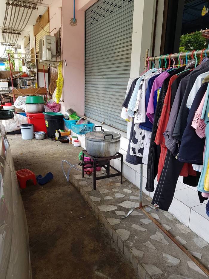 จอดรถขวางหน้าบ้าน, ปัญหาเพื่อนบ้าน