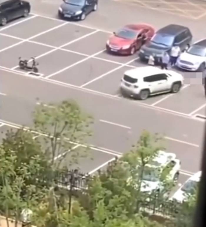 รถเหยียบคน