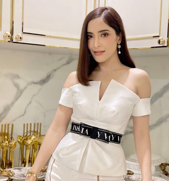 พิ้งกี้ สาวิกา, Forex-3D