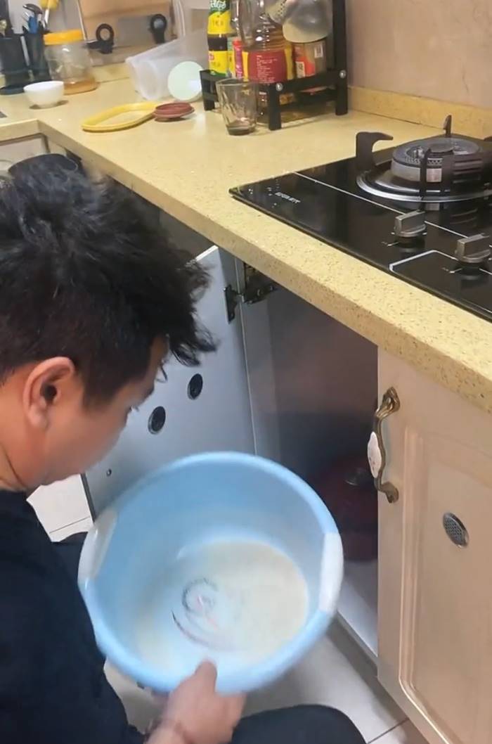  เลี้ยงเด็ก