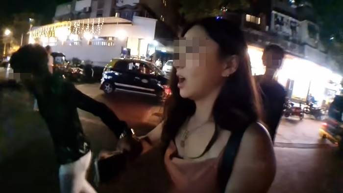 ลวนลามผู้หญิง