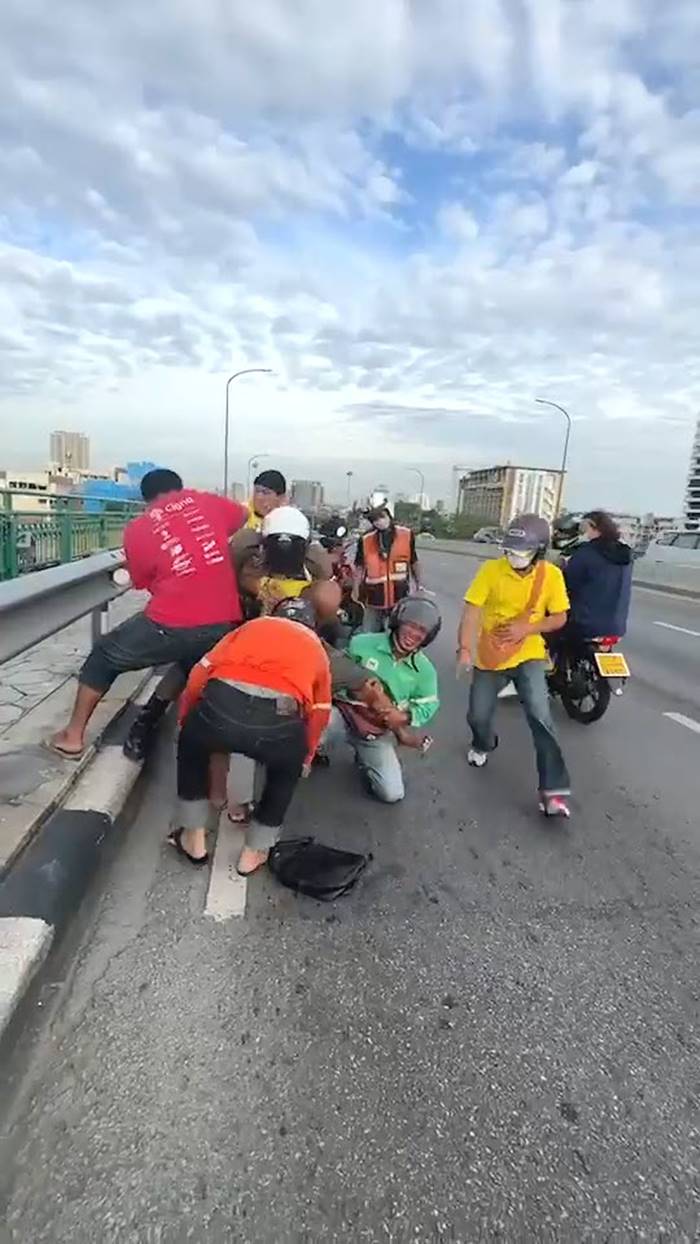 คนคลั่ง