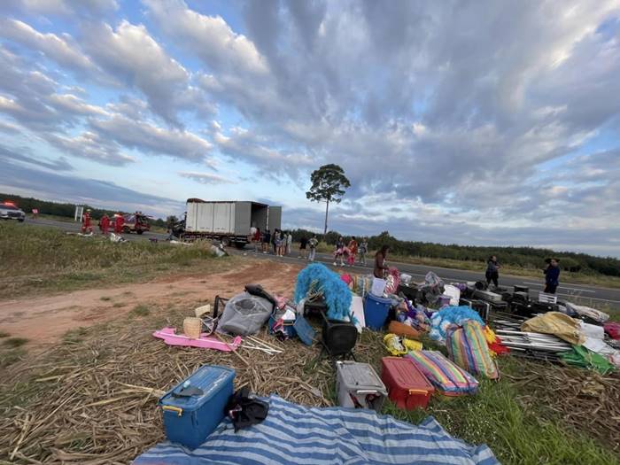 แพรวพราว แสงทอง, รถชน