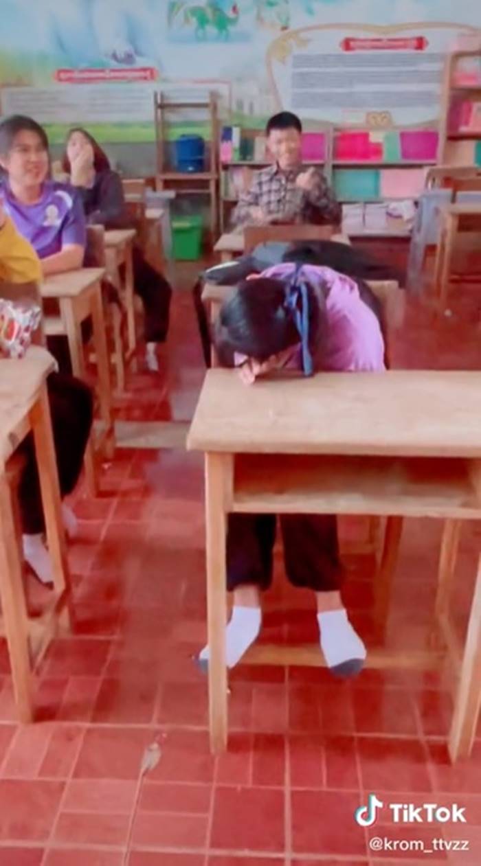 รักต่างวัย, ป.1 จีบ ม.3