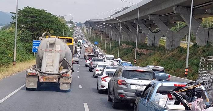 ขนมอไซค์ขึ้นกระบะ