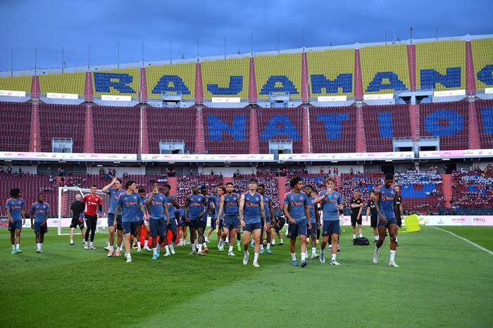 แมนยู ลิเวอร์พูล