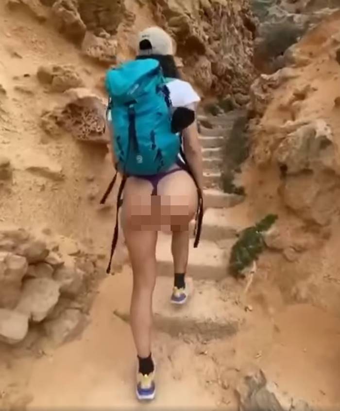 ชุดปีนเขา