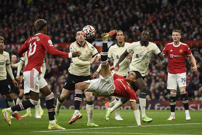 แมนยู ลิเวอร์พูล