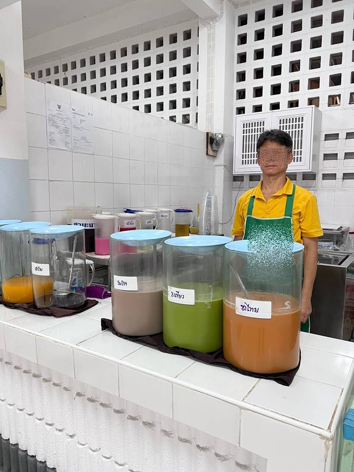 ร้านน้ำโหลแก้วในตำนาน