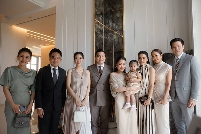 โอ๊ค พานทองแท้ ชินวัตร