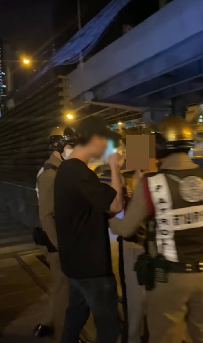 เคนลี Take Me Out