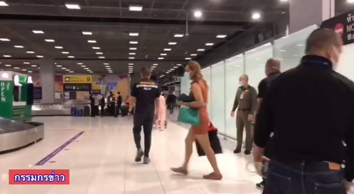 แอนนา, หวยทิพย์