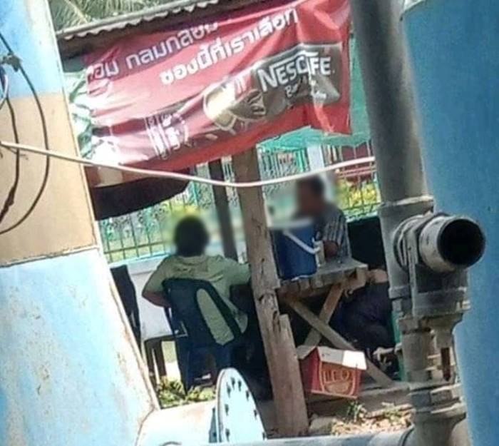 ผอ.กินเหล้าในโรงเรียน