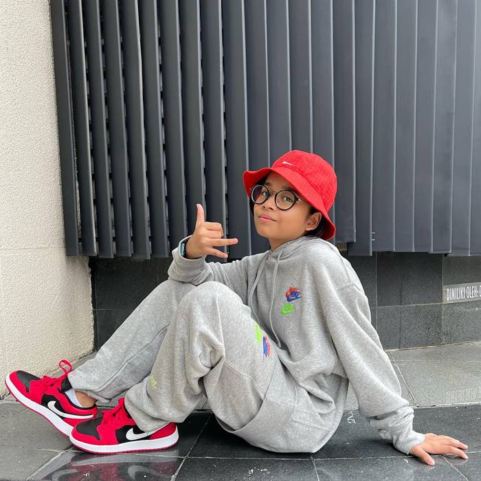 เด็กขับรถ