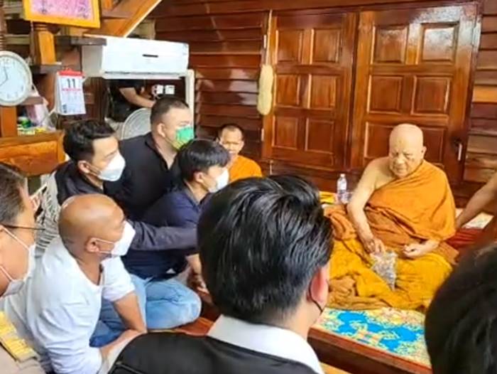 หลวงปู่แสง