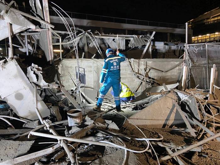 คอนโด ถล่ม