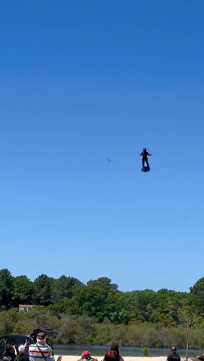 ฟลายบอร์ด