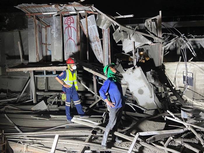 คอนโด ถล่ม