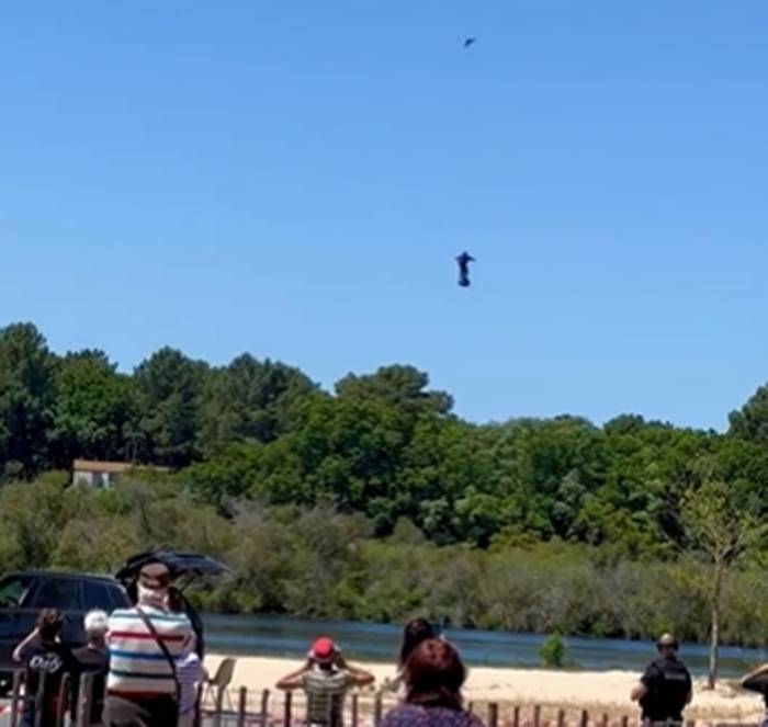 ฟลายบอร์ด