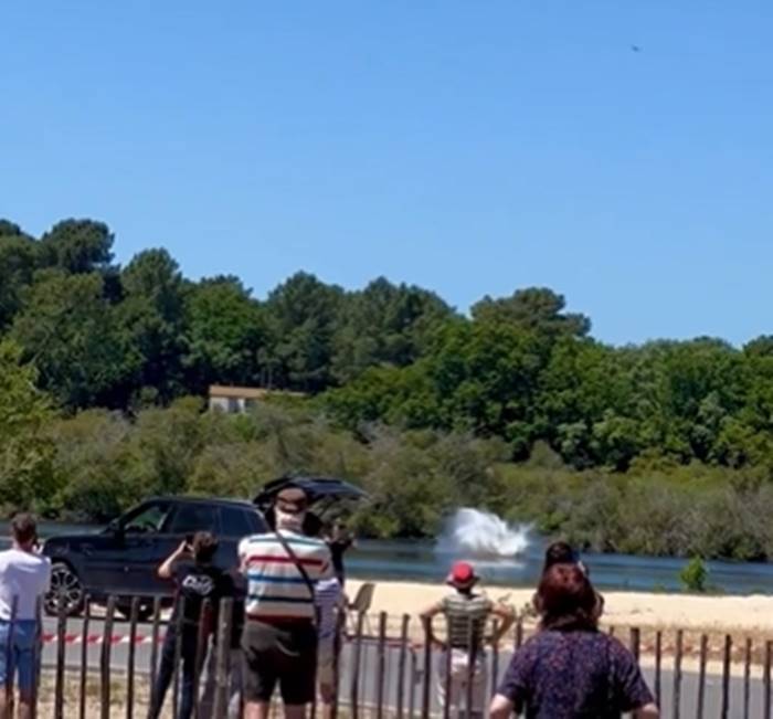 ฟลายบอร์ด