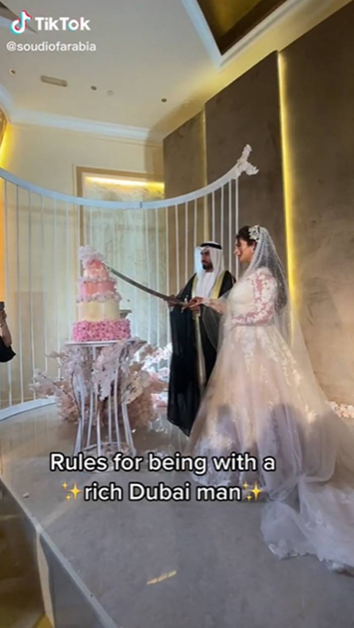 แม่บ้านเศรษฐี