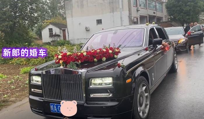 ประตูเงินประตูทอง