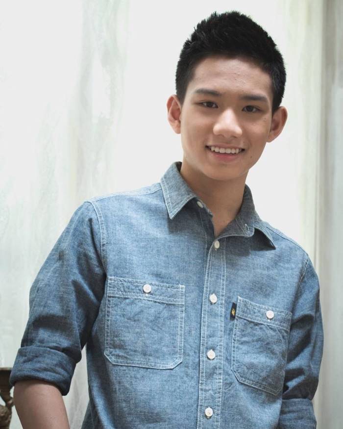 อ็อฟ ธนกฤต