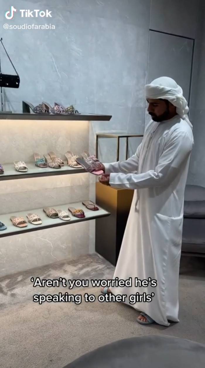 แม่บ้านเศรษฐี