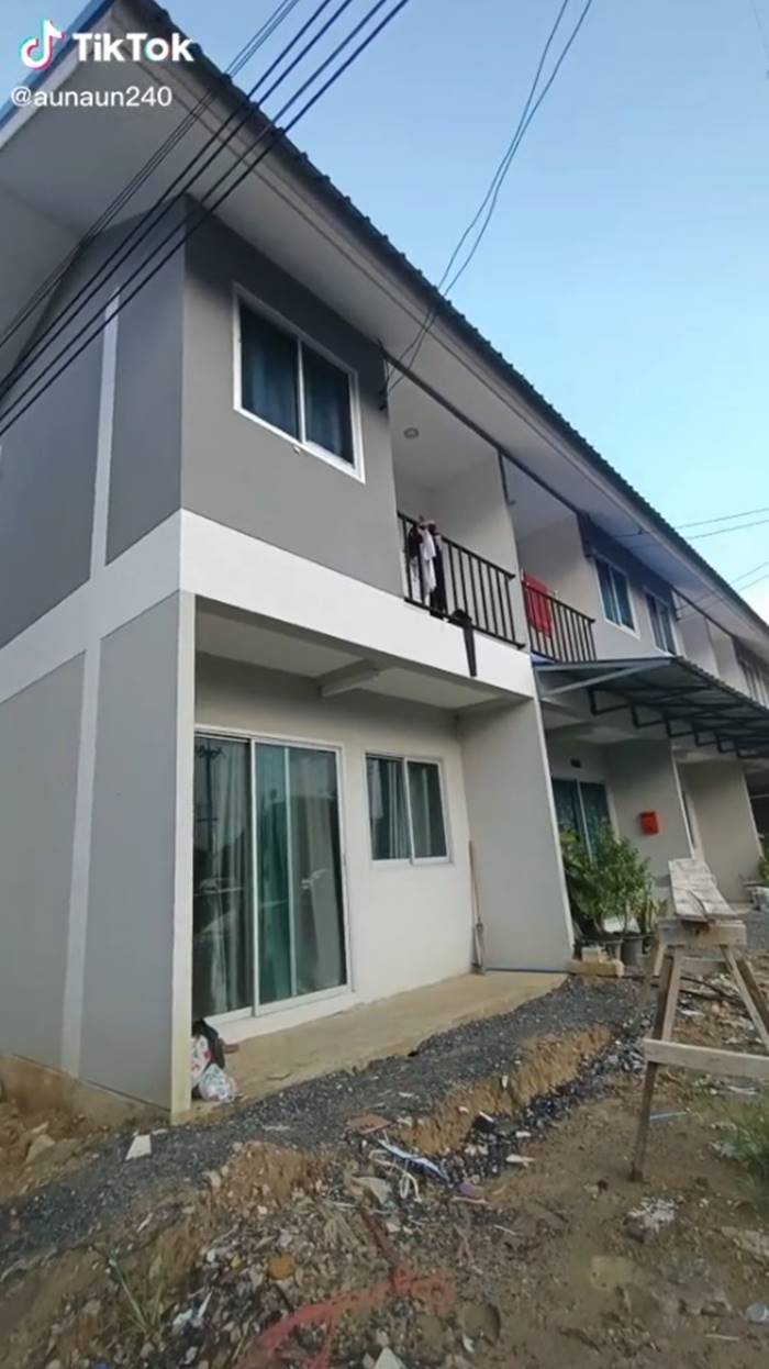 หมู่บ้านเมืองเอก