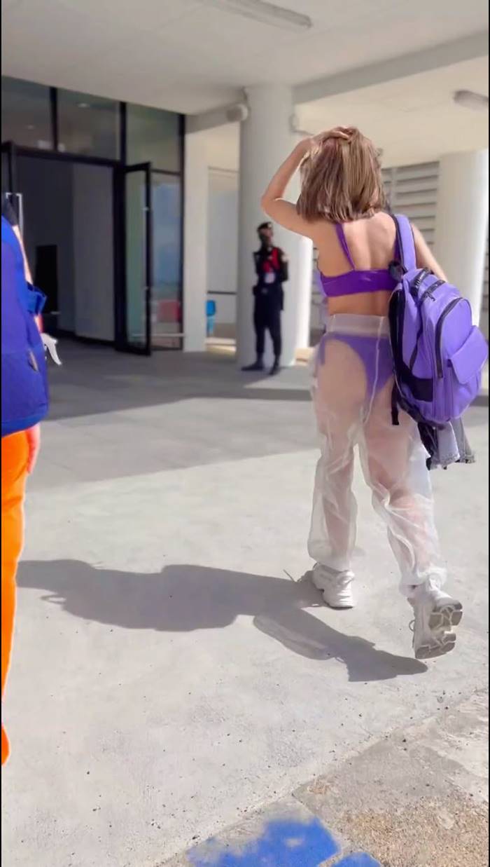 ดีเจบาร์บี้มอส