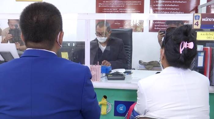 พ่อเลี้ยงทำร้ายลูกเลี้ยง