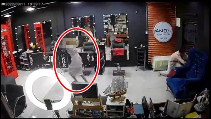 สาดน้ำกรด