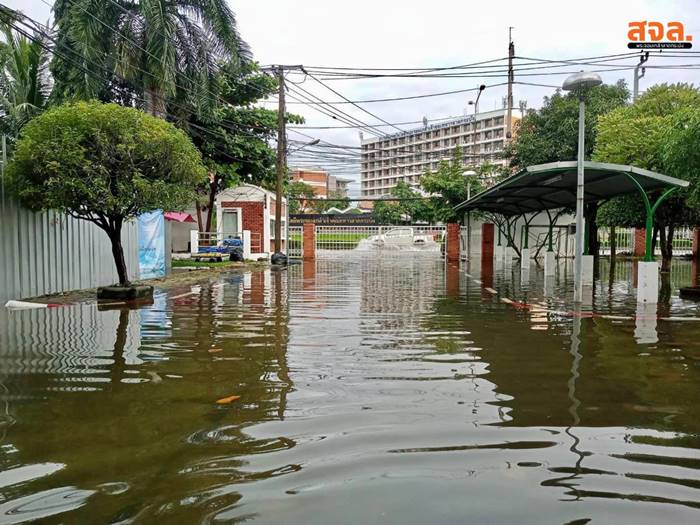 น้ำท่วม, ลาดกระบัง