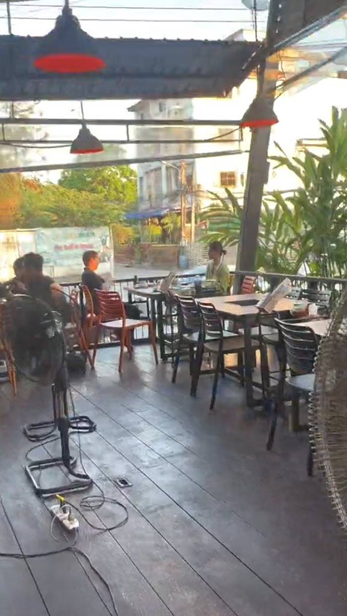 บูม หมูทะ