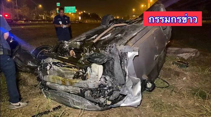 รถตกทางด่วน