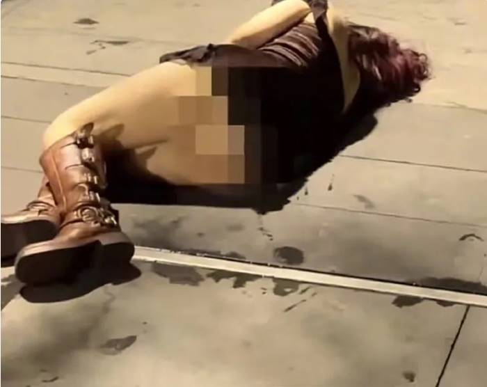 มีเซ็กส์ในที่สาธารณะ