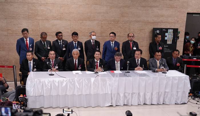 เพื่อไทย