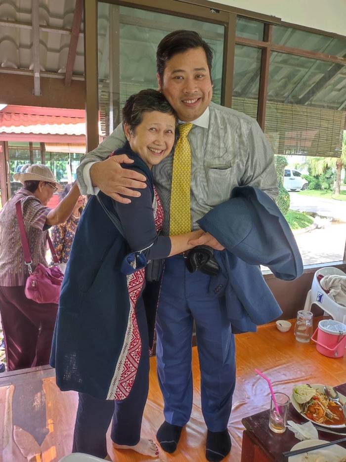 ท่านอ้น วัชรเรศร วิวัชรวงศ์