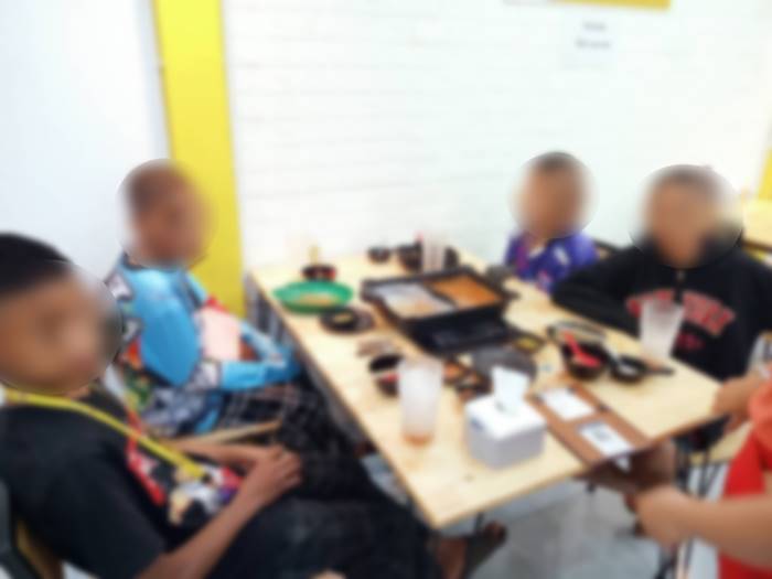 ร้านชาบู