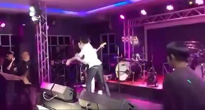 เอ๊ะ จิรากร