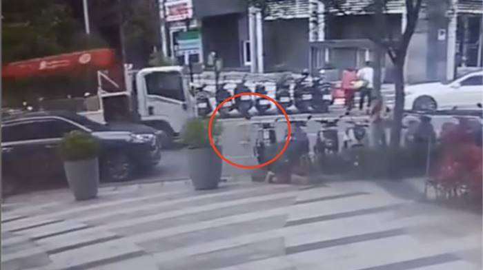 รถชนเด็ก