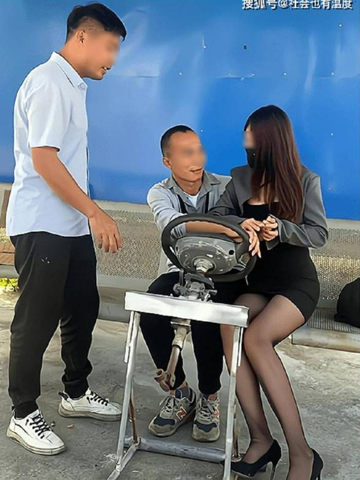 โรงเรียนสอนขับรถ