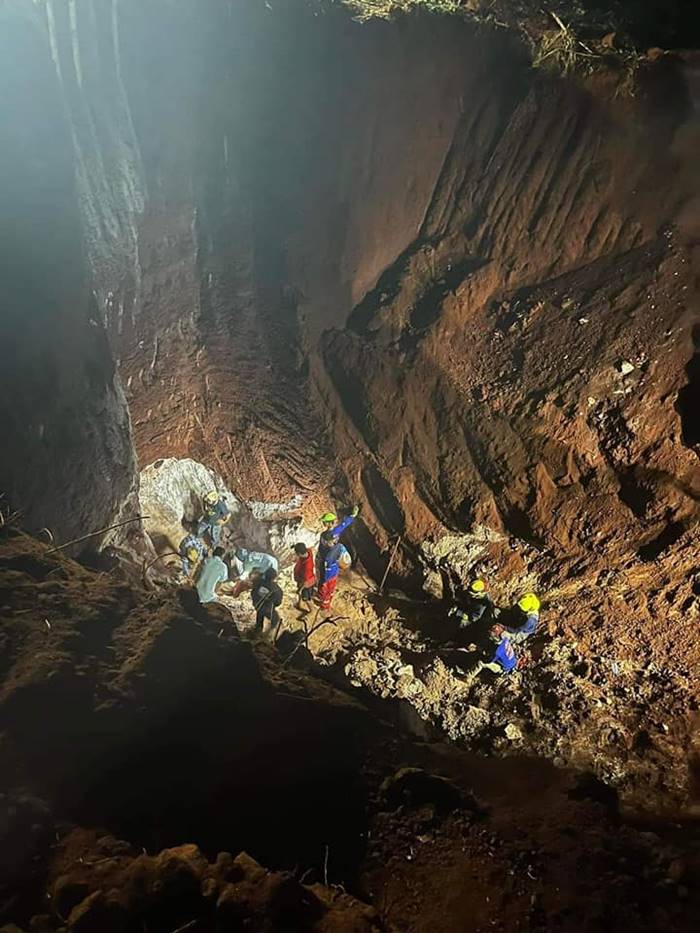  เด็กตกบ่อบาดาล