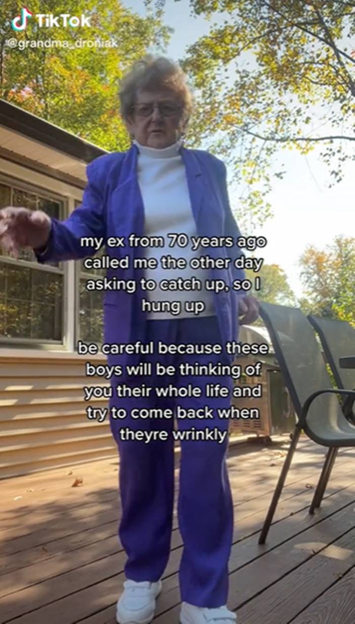 grandma_droniak