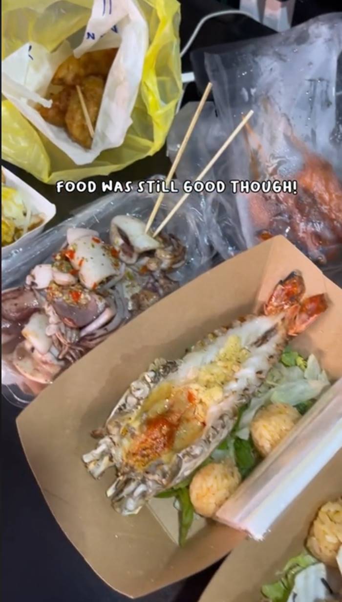 จตุจักร, ตลาดนัด, สิงคโปร์